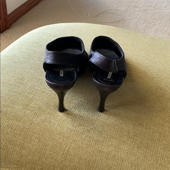 Shoes - Picture 3 of 4